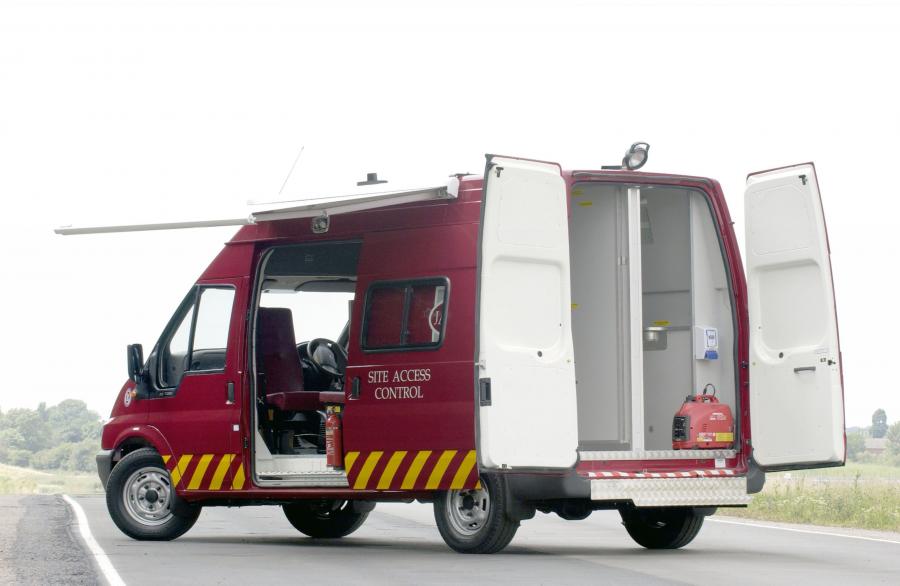  Ford Transit 2000 года  (фото 50 из 109)
